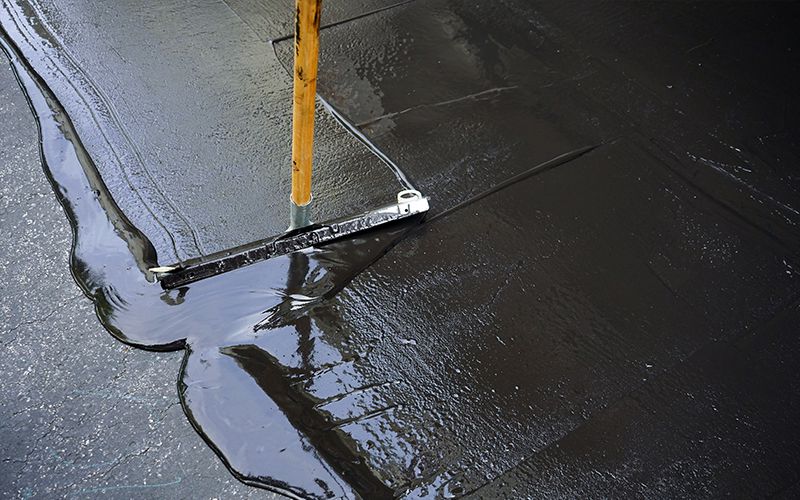 Driveway Sealcoating & Crack Filling